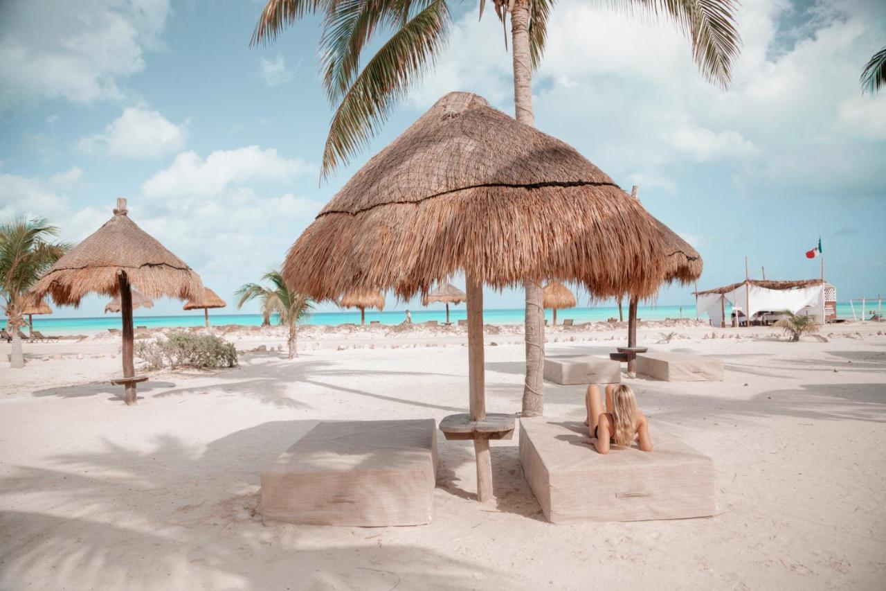 Hotel Blue Holbox Esterno foto