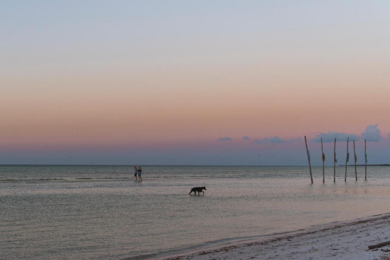 Hotel Blue Holbox Esterno foto